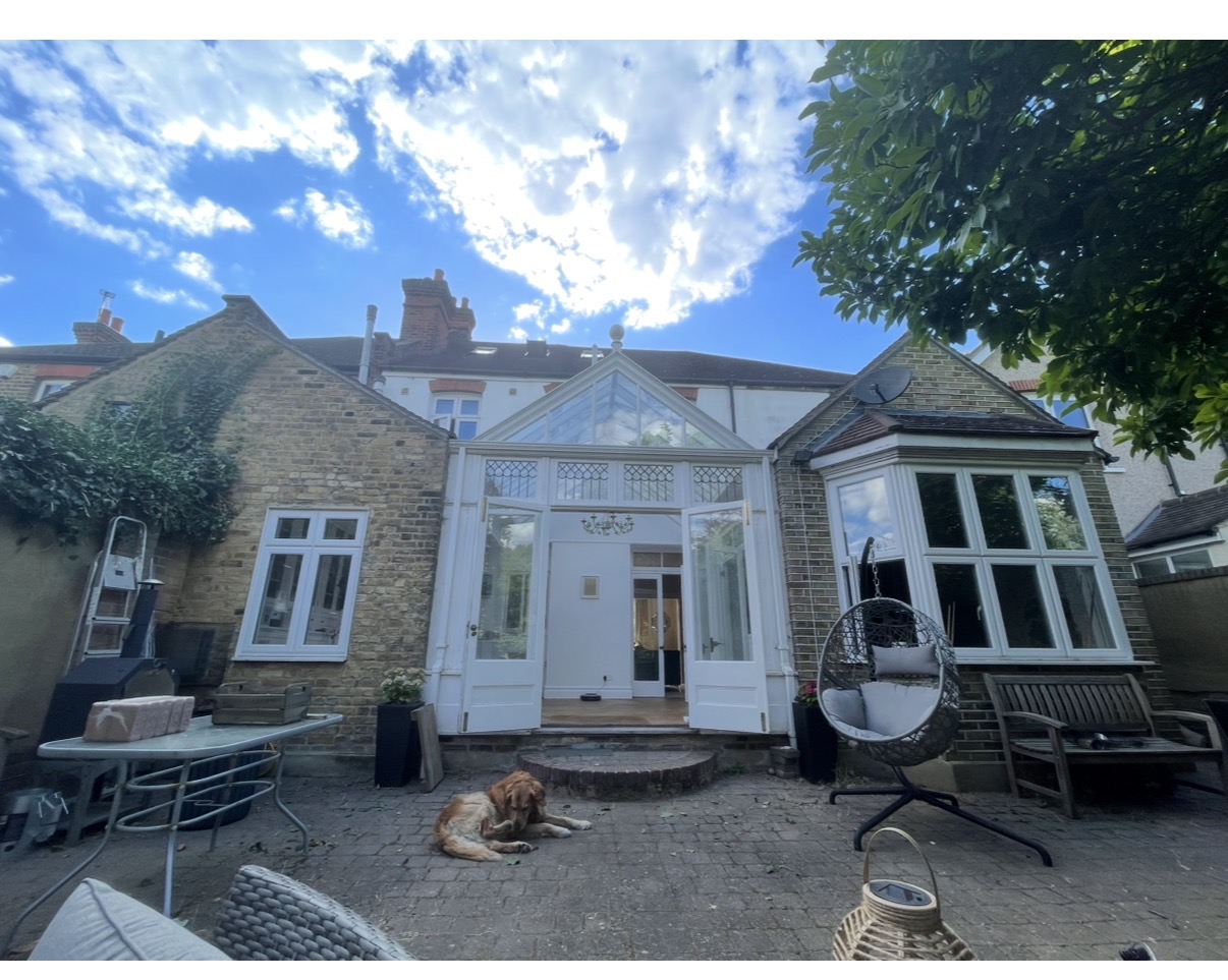 1904 Period Family Home | Elegant Architecture, High Ceilings & Beautiful Natural Light